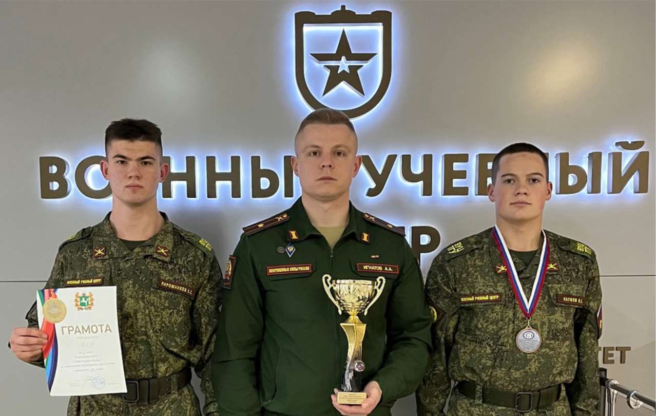 Студенты и преподаватель ВУЦ успешно выступили на Кубке Томской области по пауэрлифтингу